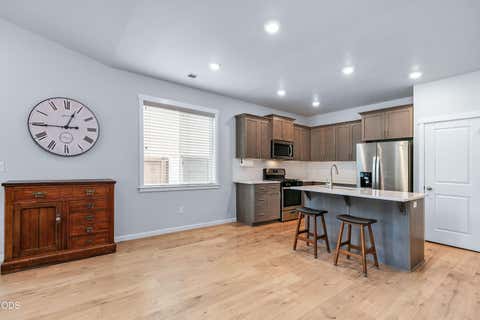 Tiny photo for 16624 Pine Creek Drive, La Pine, OR 97739 (MLS # 220222816)