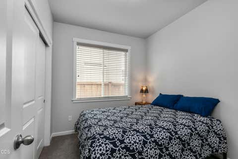 Tiny photo for 16624 Pine Creek Drive, La Pine, OR 97739 (MLS # 220222816)