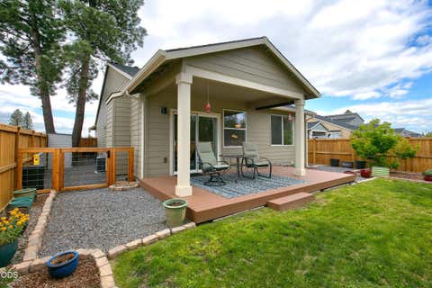 Tiny photo for 16624 Pine Creek Drive, La Pine, OR 97739 (MLS # 220222816)