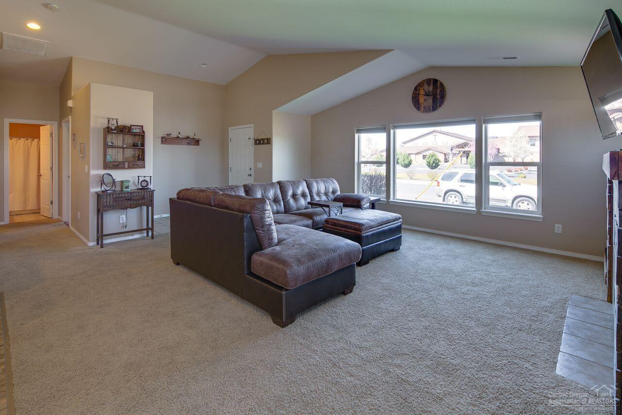 Obsidian Meadows - Residential