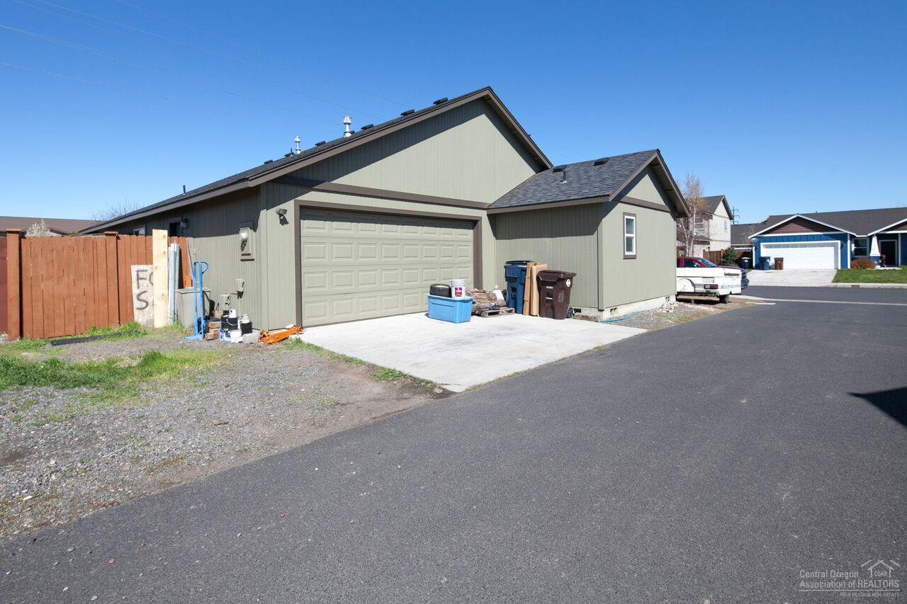 Obsidian Meadows - Residential