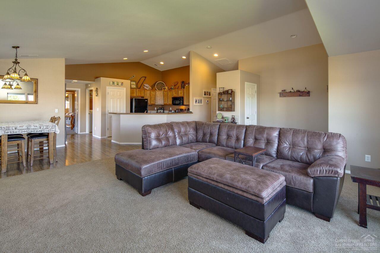 Obsidian Meadows - Residential