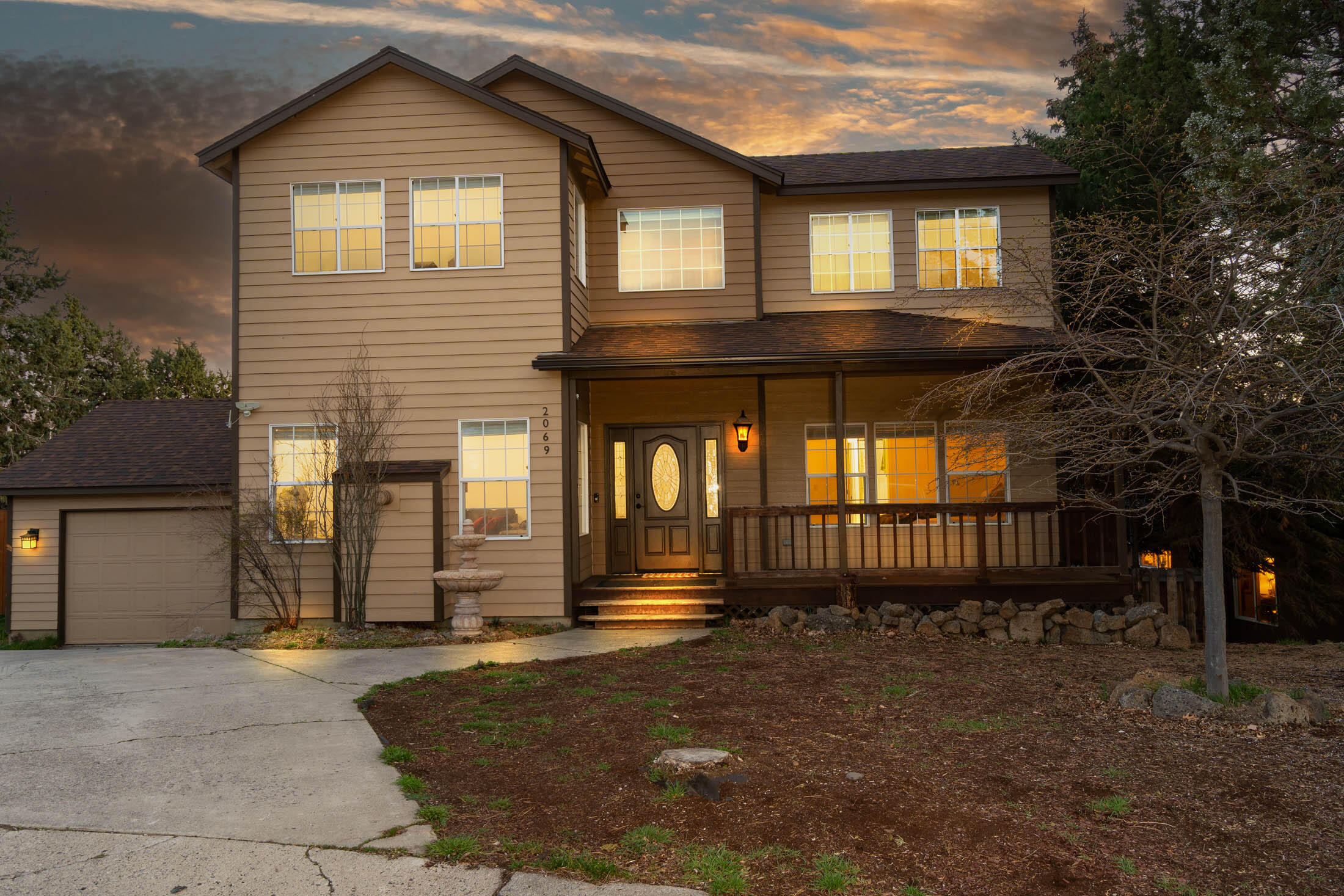 2069 NE Hollow Tree Lane