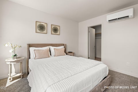 Tiny photo for 2032 Sunset Drive #7, Medford, OR 97501 (MLS # 220226842)