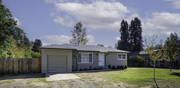 2007 GRIFFIN CREEK RD, MEDFORD, OR 97501 - Image 010fb349a925a581e715f435cb6bdbcf/2442012464