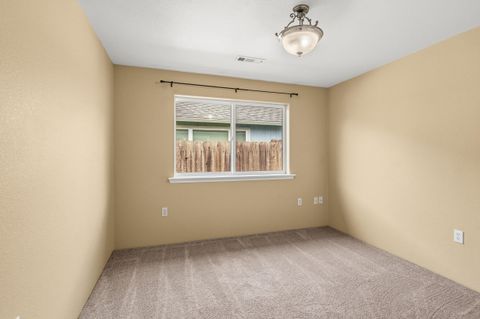 Tiny photo for 35 Scholarship Way, Medford, OR 97501 (MLS # 220219403)