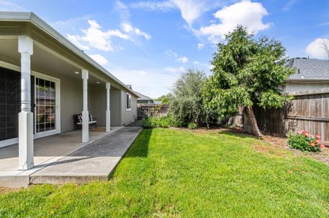 Tiny photo for 35 Scholarship Way, Medford, OR 97501 (MLS # 220219403)