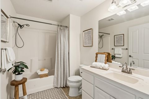 Tiny photo for 35 Scholarship Way, Medford, OR 97501 (MLS # 220219403)