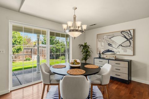 Tiny photo for 35 Scholarship Way, Medford, OR 97501 (MLS # 220219403)