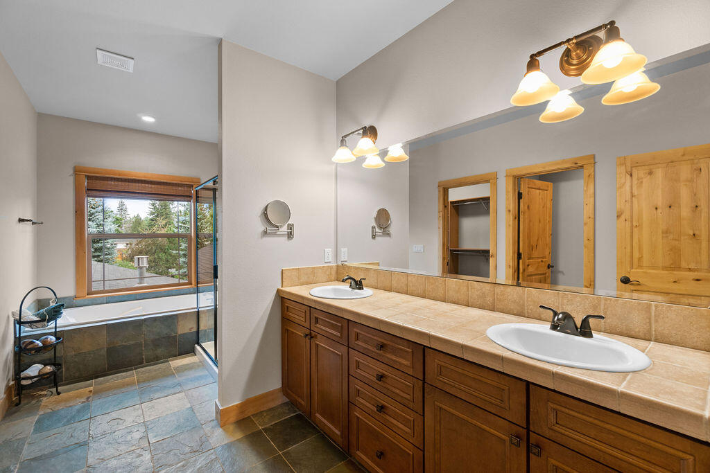 The Bluffs Old Mill - Residential