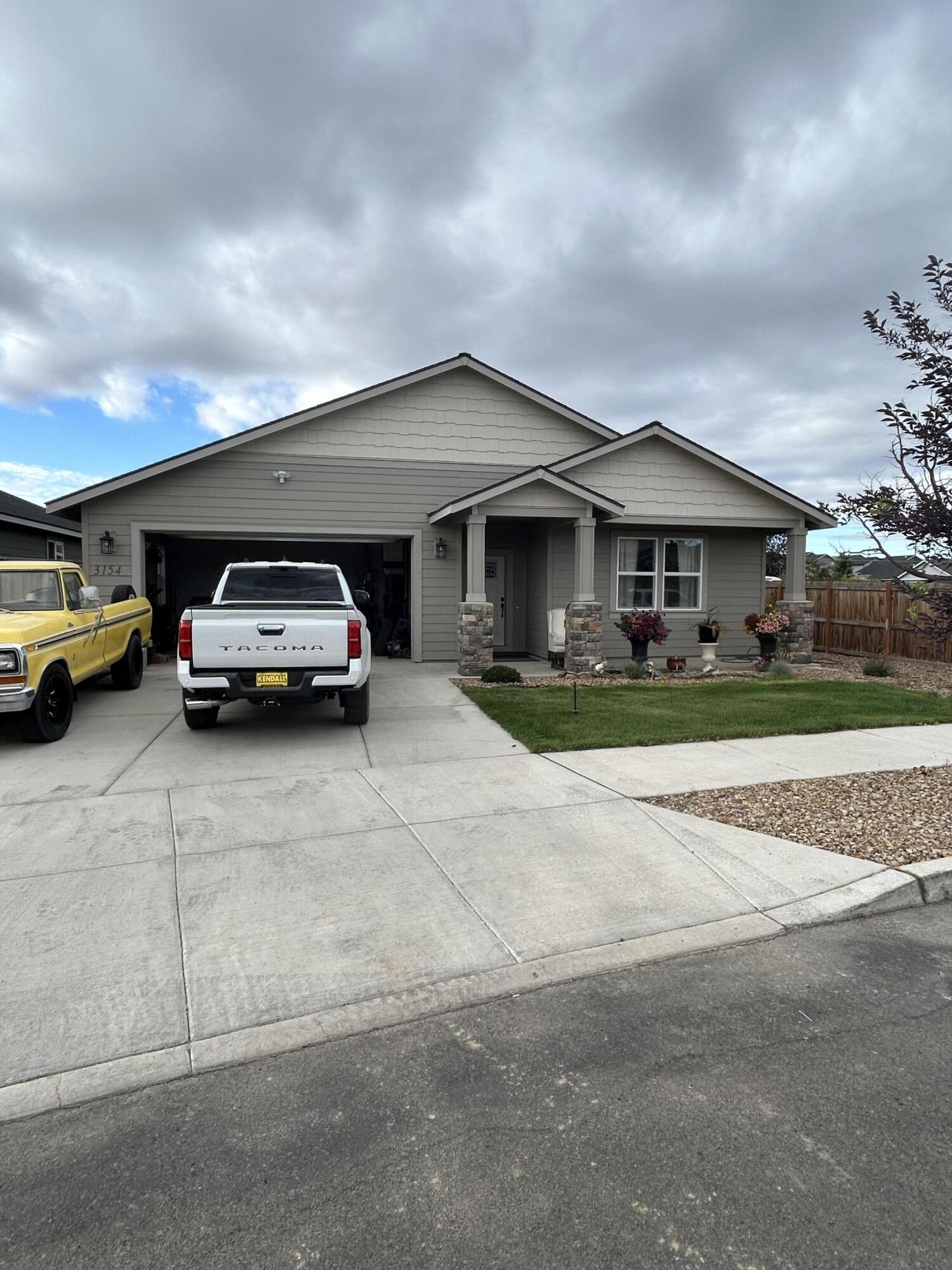 3154 NW Cedar Avenue