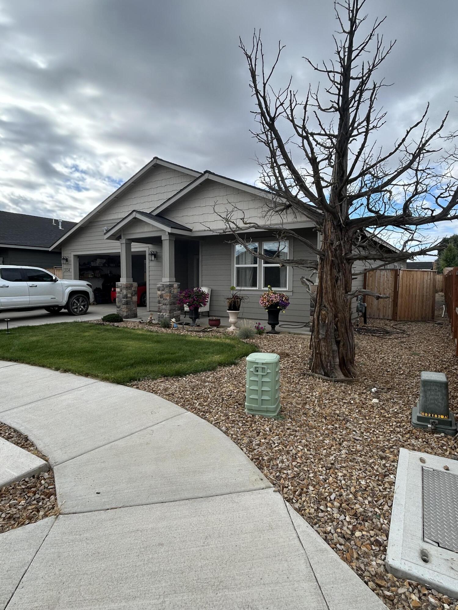 3154 NW Cedar Avenue