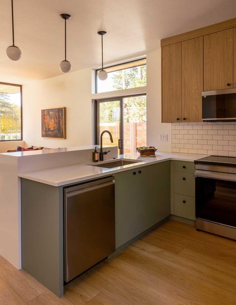 Tiny photo for 643 NE Marshall Avenue, Bend, OR 97701 (MLS # 220212218)