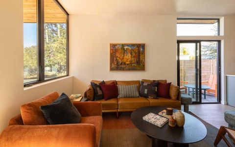 Tiny photo for 643 NE Marshall Avenue, Bend, OR 97701 (MLS # 220212218)