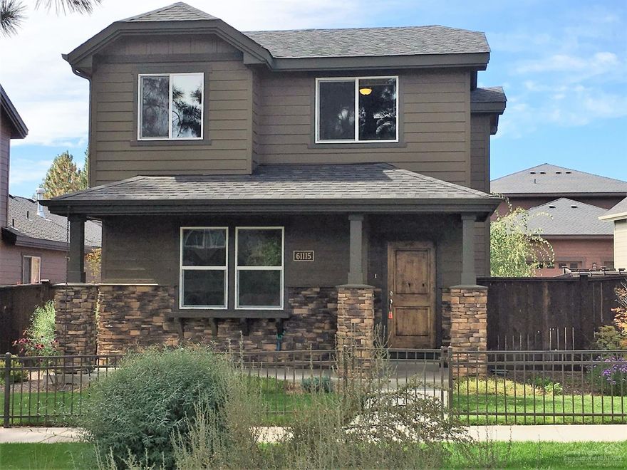 Prime location in Aspen Rim- next to pool, park, pavilion and playground! This super nice open floor plan has tiled counters, small desk area with built-ins, gas fireplace, black appliances, and spacious side yards. Beautiful stonework and black iron gate adorn the exterior. Upstairs is 3 bedrooms and great views. HOA fees cover all front yard and common area maintenance, use of pool,park, snow removal & alley maintenance.