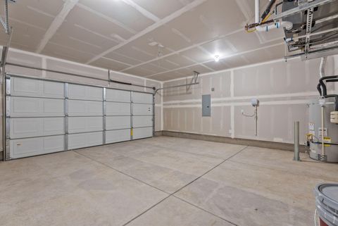 Tiny photo for 454 NW Monte Vista Avenue #127, Madras, OR 97741 (MLS # 220212712)