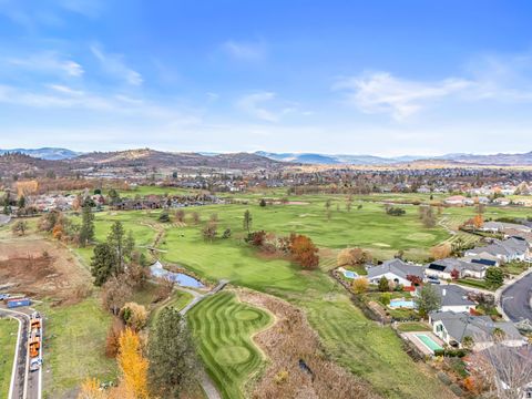 Tiny photo for 107 Golf View Drive, Eagle Point, OR 97524 (MLS # 220212164)