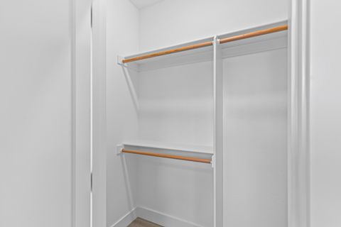 Tiny photo for 107 Golf View Drive, Eagle Point, OR 97524 (MLS # 220212164)