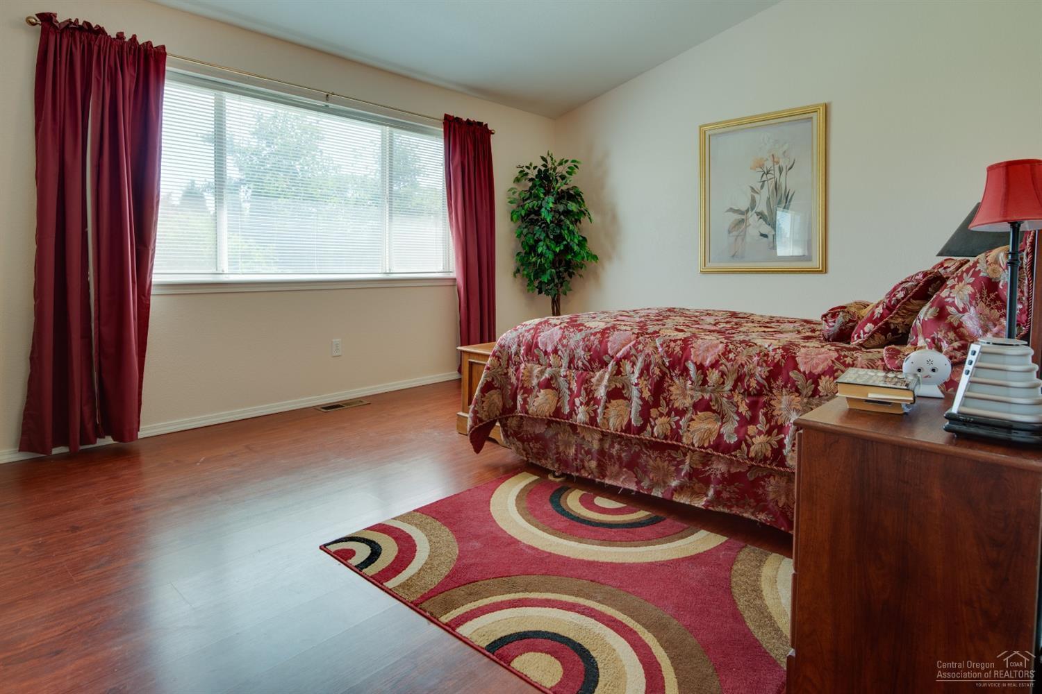 Justin Glen - Residential