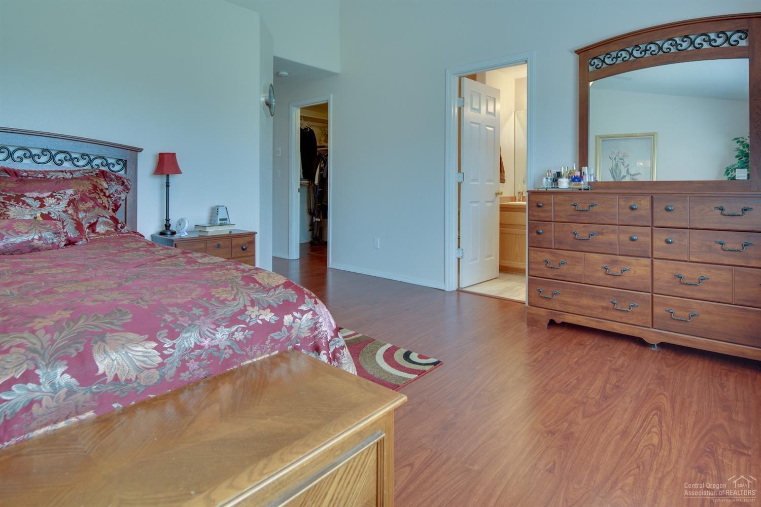 Justin Glen - Residential