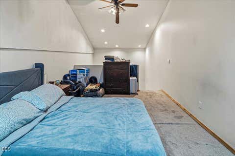 Tiny photo for 54690 Pinewood Avenue, Bend, OR 97707 (MLS # 220227376)