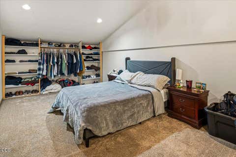 Tiny photo for 54690 Pinewood Avenue, Bend, OR 97707 (MLS # 220227376)