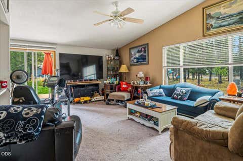 Tiny photo for 54690 Pinewood Avenue, Bend, OR 97707 (MLS # 220227376)