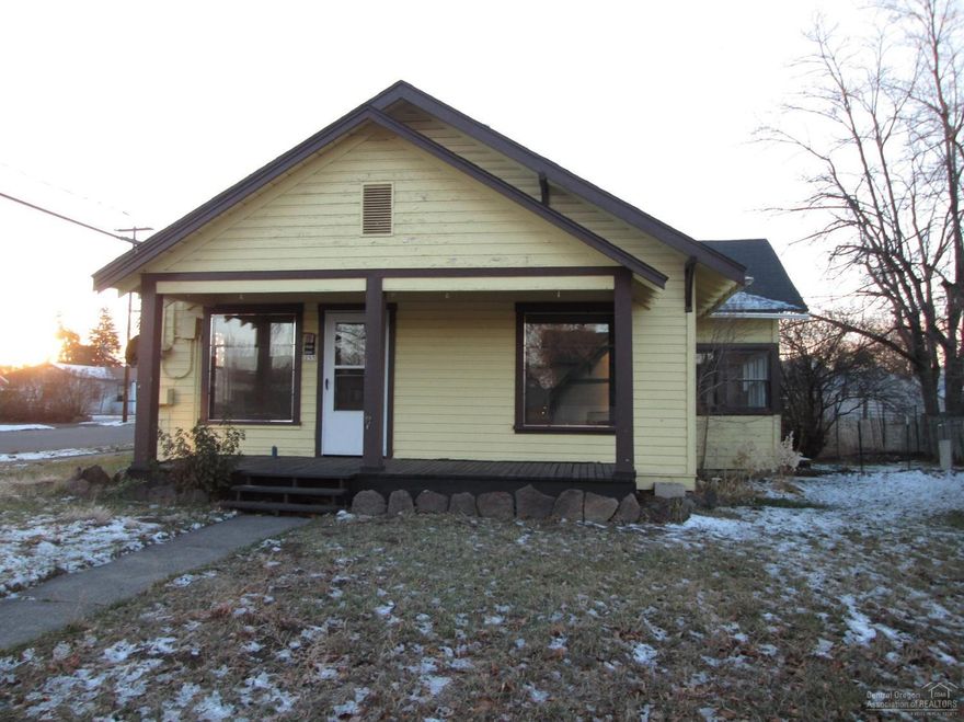 Great home with Character, Perfect location in the Hub of Redmond. Spacious corner Lot. Updated Inside. Wall taken care of . Detached Garage. One level floor plan. Right next to down town Redmond Dry Canyon and dog park, schools and services. Gas forced air heat. Lots of recent updates. Lots of potential and charm.