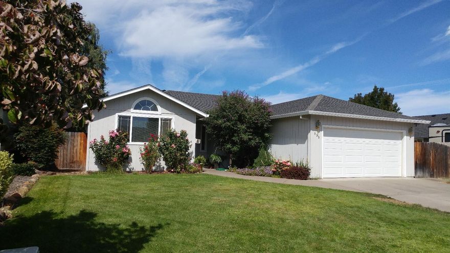 Very well maintained 3 bedrooms, 2 bath home that offers 1506 sq/ft and a beautiful backyard in a very nice neighborhood. This home has been well taken care of and is located on a quiet cul-de-sac only minutes from downtown. Very few properties like this available on the market.