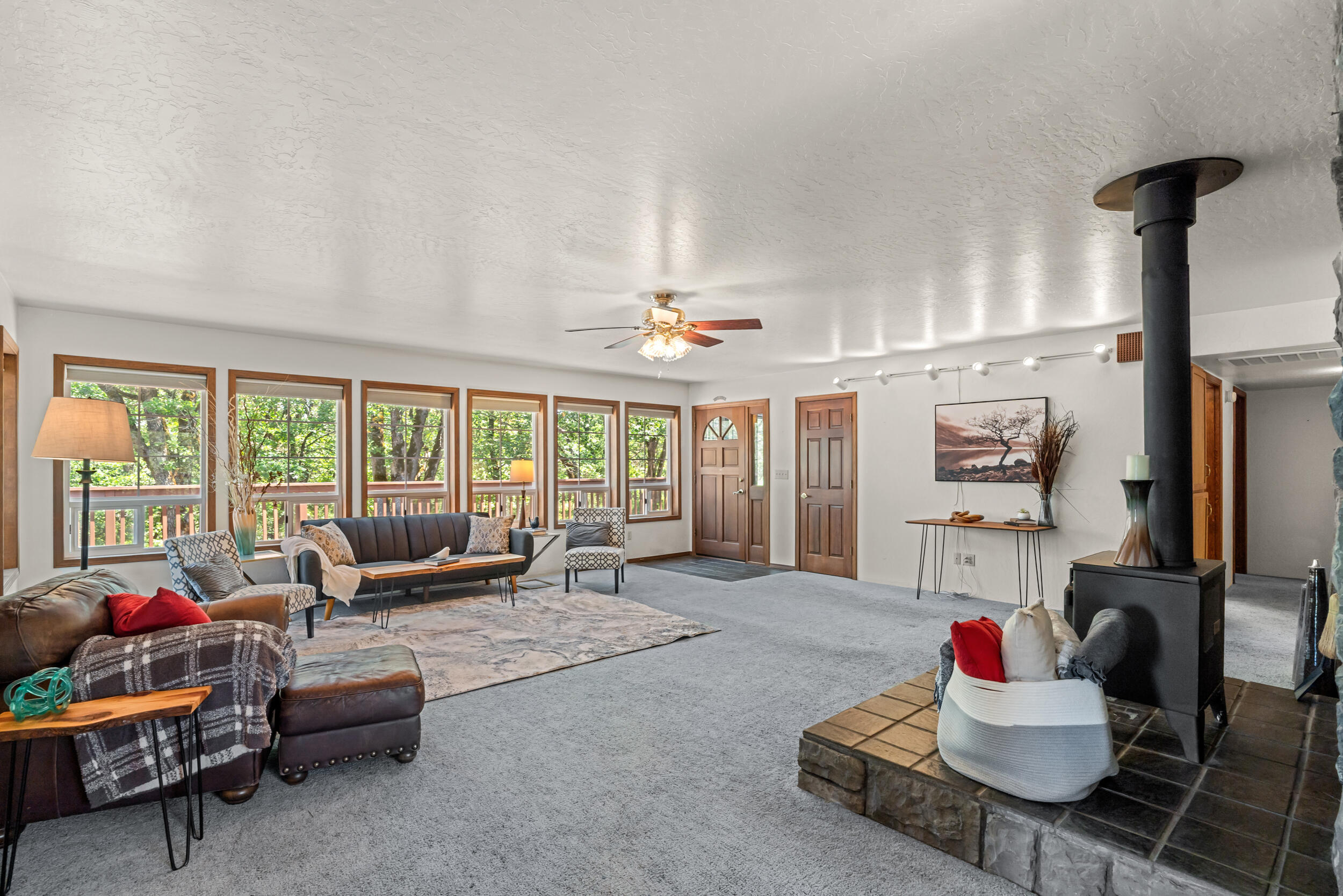 Rogue River Drive Estates - Residential