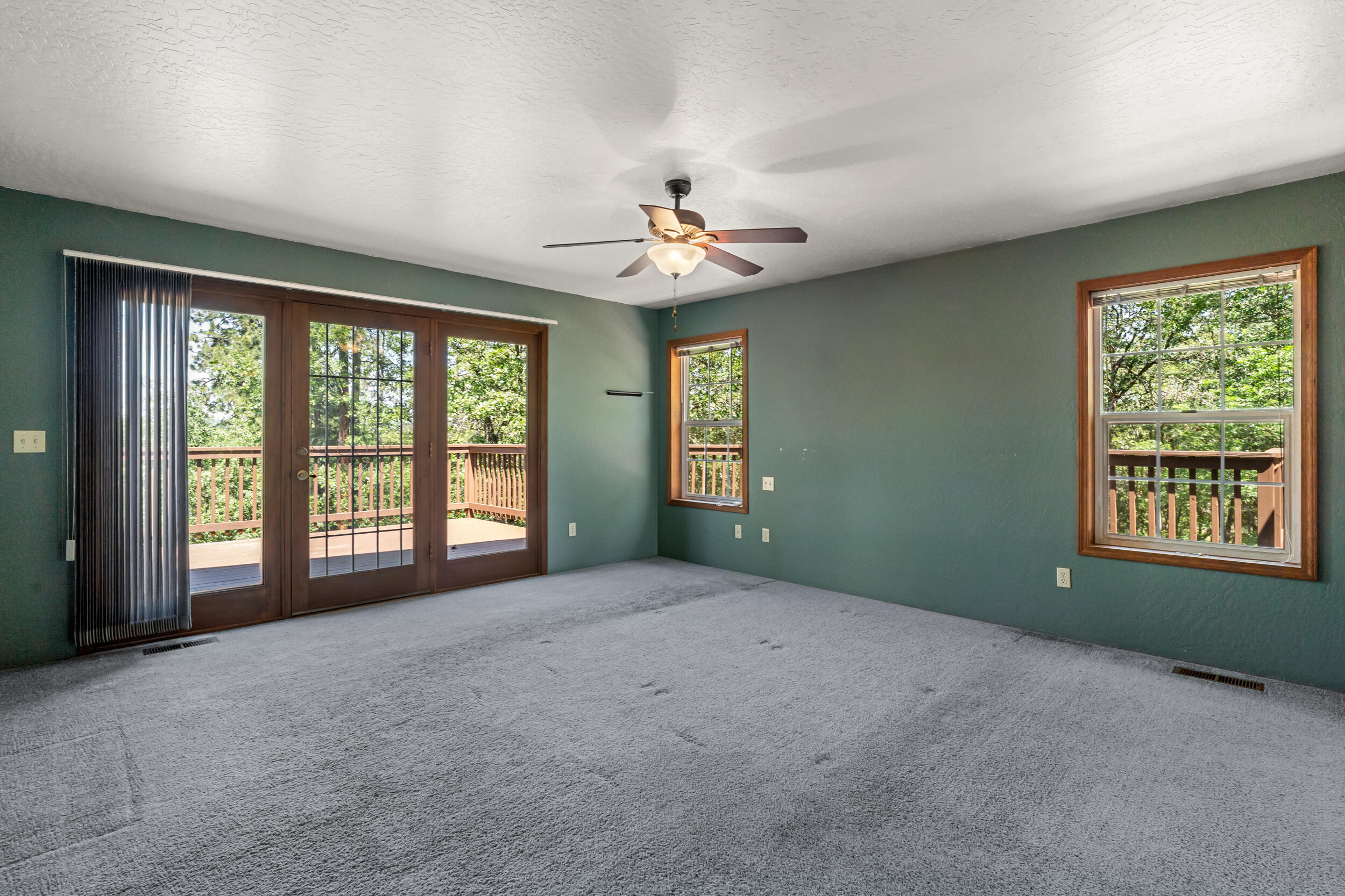 Rogue River Drive Estates - Residential