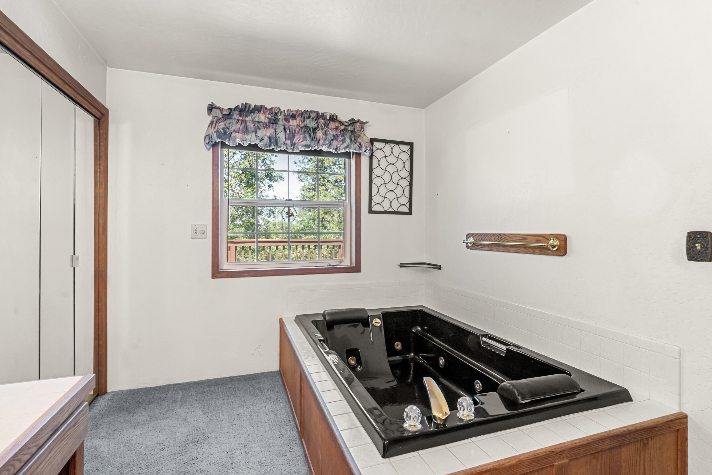 Rogue River Drive Estates - Residential