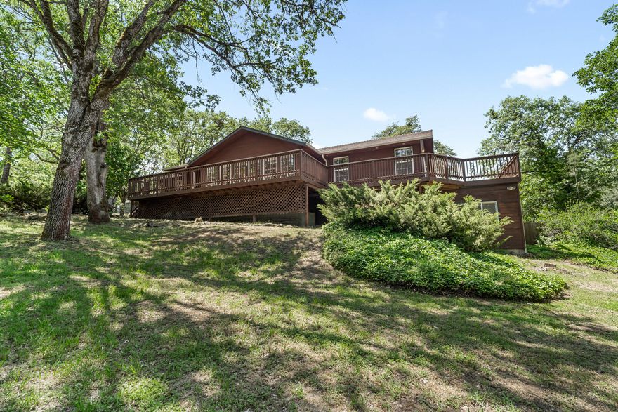 Private Retreat on 3.73 Acres - Room to Grow & Breathe!
Set well back from the road, this beautifully maintained 4-bedroom, 2.5-bath home offers peace, privacy, and the potential for multigenerational living. Nestled on 3.73 acres of usable land, this 2,598 sq. ft. residence features solid construction, spacious living areas, and versatile space perfect for a second family setup or guest quarters.
Located in an upscale, highly sought-after neighborhood just minutes from historic Jacksonville and surrounded by world-class wineries, this property blends rural tranquility with modern convenience.
Highlights include:
4 bedrooms | 2.5 bathrooms | 2,598 sq. ft.
Thoughtfully designed layout with separate living areas
Ideal for multigenerational living or extended guests
Set back from the road for maximum privacy
Close to Jacksonville, vineyards, shopping, and schools
Don't miss this rare opportunity to own acreage in Southern Oregon wine country! 
Features updated HVAC and new deck