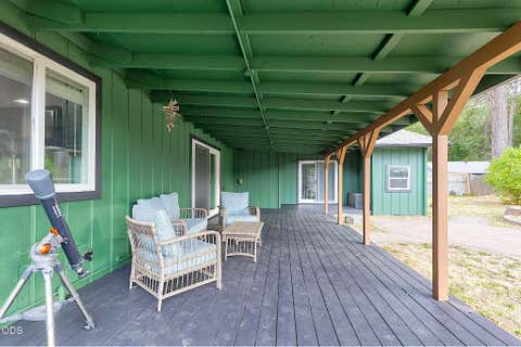 Tiny photo for 388 Genverna Glen, Grants Pass, OR 97527 (MLS # 220225381)