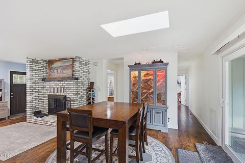 Tiny photo for 388 Genverna Glen, Grants Pass, OR 97527 (MLS # 220225381)