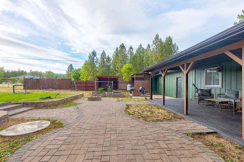 Tiny photo for 388 Genverna Glen, Grants Pass, OR 97527 (MLS # 220225381)