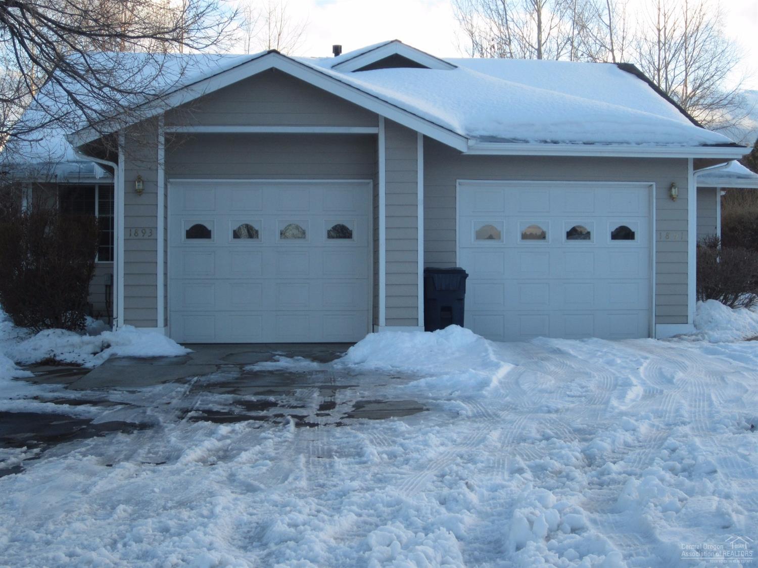 Pilot Butte Park Est - Residential Income