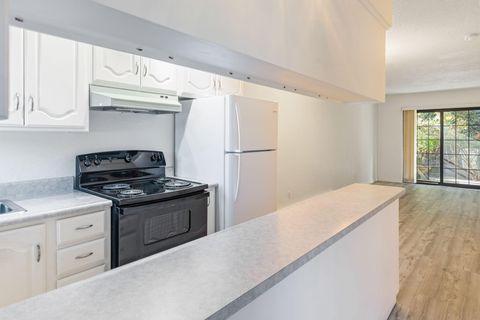 Tiny photo for 495 Chestnut Street #19, Ashland, OR 97520 (MLS # 220219913)