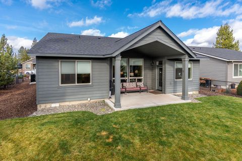 Tiny photo for 51952 Settler Drive, La Pine, OR 97739 (MLS # 220211900)