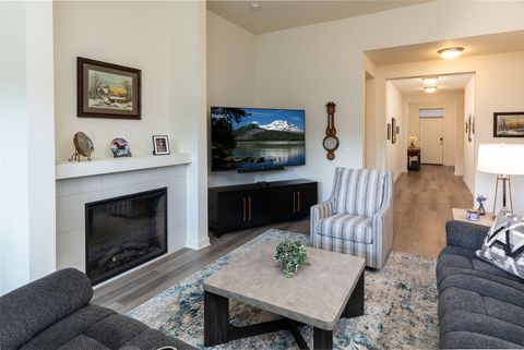 Tiny photo for 51952 Settler Drive, La Pine, OR 97739 (MLS # 220211900)