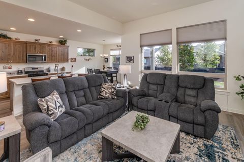 Tiny photo for 51952 Settler Drive, La Pine, OR 97739 (MLS # 220211900)