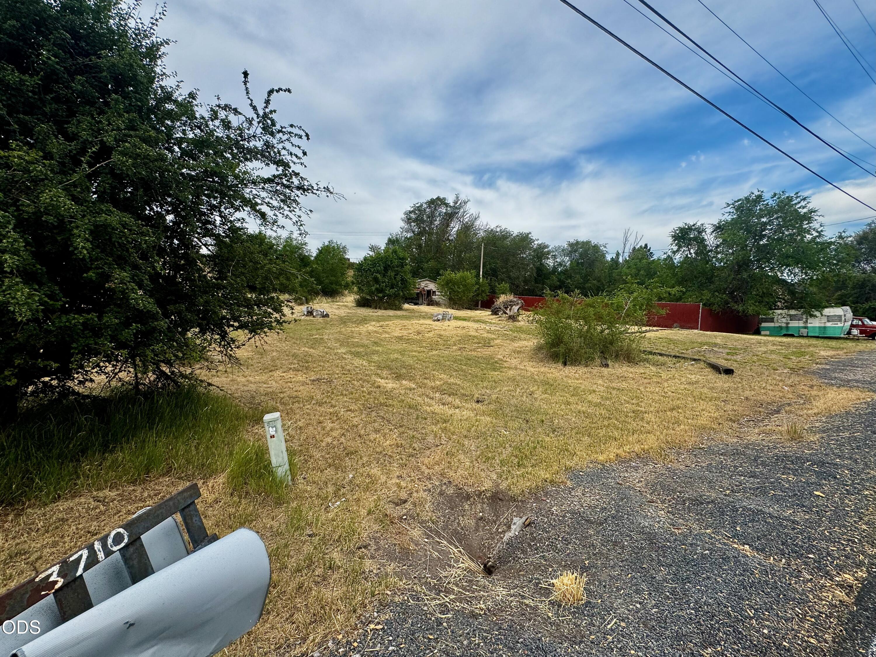 Photo 1 of 29 — 3710 Lakeport Boulevard, Klamath Falls, OR 97601