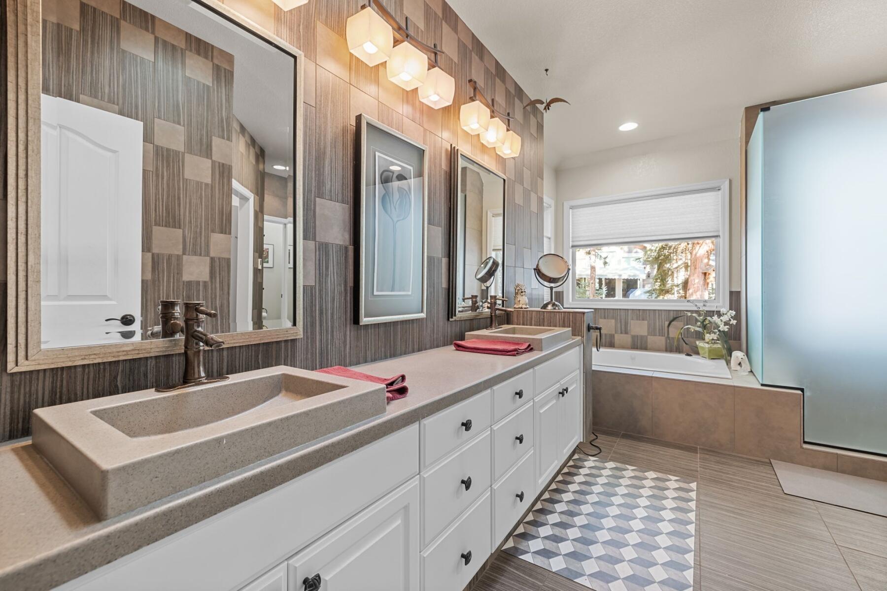 Awbrey Glen - Residential