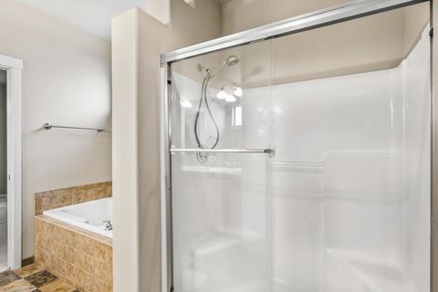 Tiny photo for 16573 Beesley Place, La Pine, OR 97739 (MLS # 220218726)