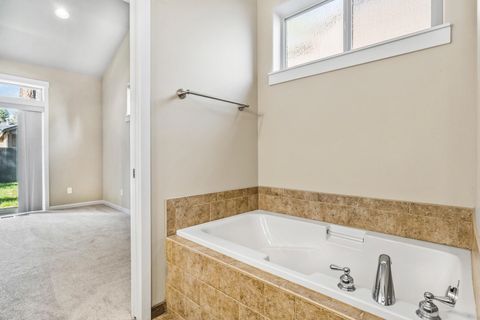 Tiny photo for 16573 Beesley Place, La Pine, OR 97739 (MLS # 220218726)