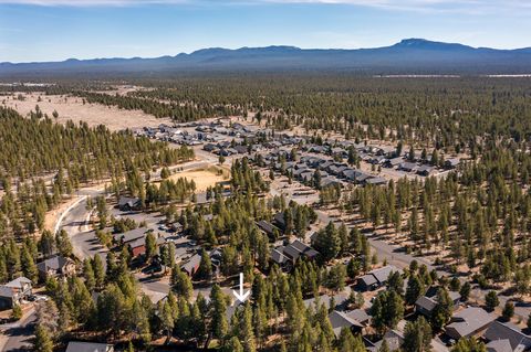 Tiny photo for 16573 Beesley Place, La Pine, OR 97739 (MLS # 220218726)