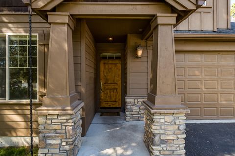 Tiny photo for 16573 Beesley Place, La Pine, OR 97739 (MLS # 220218726)