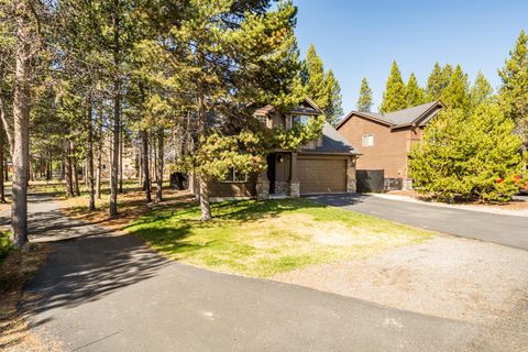Tiny photo for 16573 Beesley Place, La Pine, OR 97739 (MLS # 220218726)