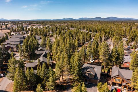 Tiny photo for 16573 Beesley Place, La Pine, OR 97739 (MLS # 220218726)