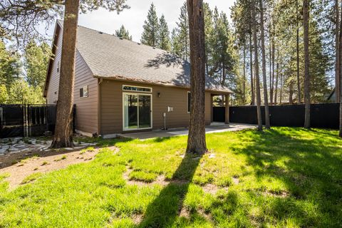 Tiny photo for 16573 Beesley Place, La Pine, OR 97739 (MLS # 220218726)